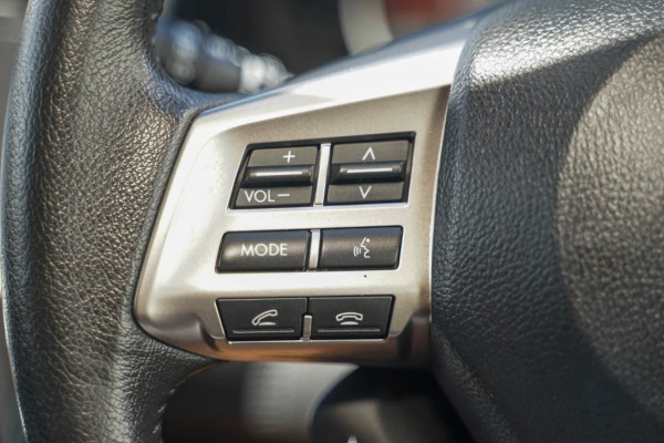 2014 Subaru XV G4-X 2.0i-L Suv