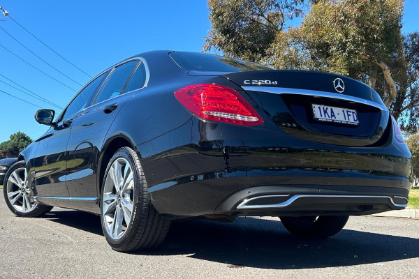 2017 Mercedes-Benz C-Class W205 C220 CDI Sports Sedan Image 3