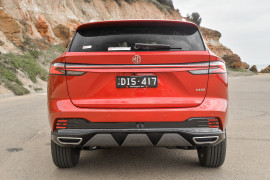 2024 MY24.5 MG HS AS33 Essence SUV