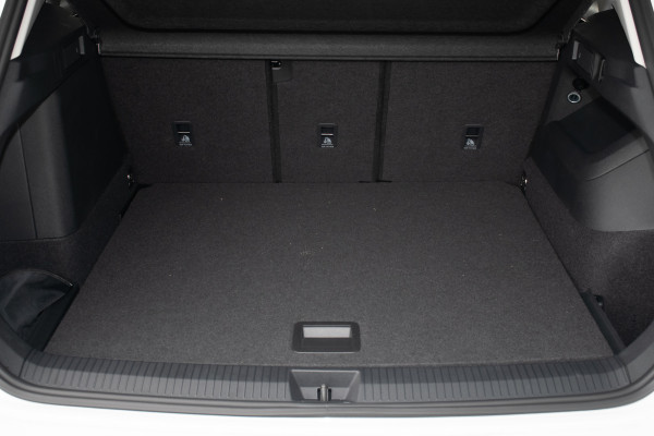 2026 Volkswagen Tiguan CT 150TSI eHybrid Elegance SUV Image 23