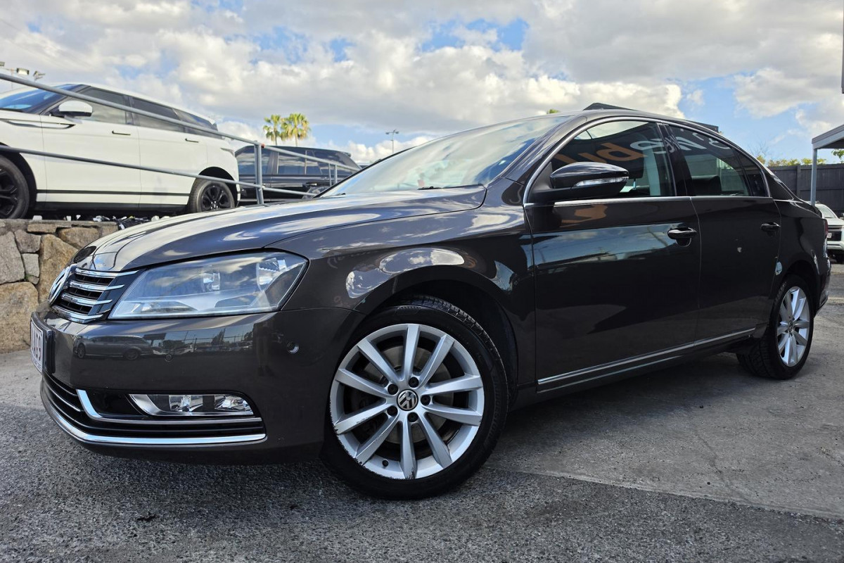 2012 MY12.5 Volkswagen Passat Type 3C 125TDI Highline Sedan