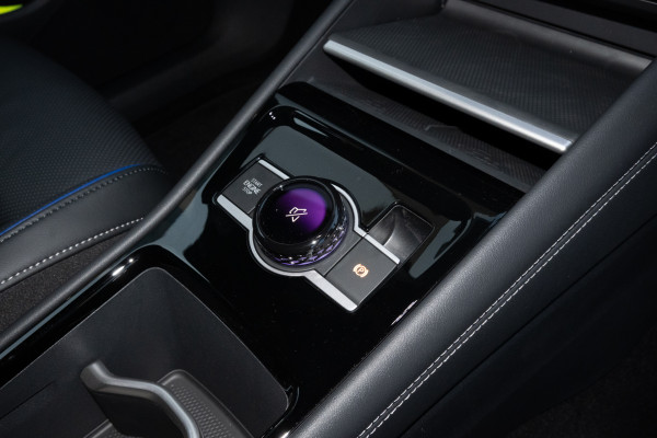 2026 Volkswagen Tayron R4 200TSI eHybrid R-Line SUV image 15