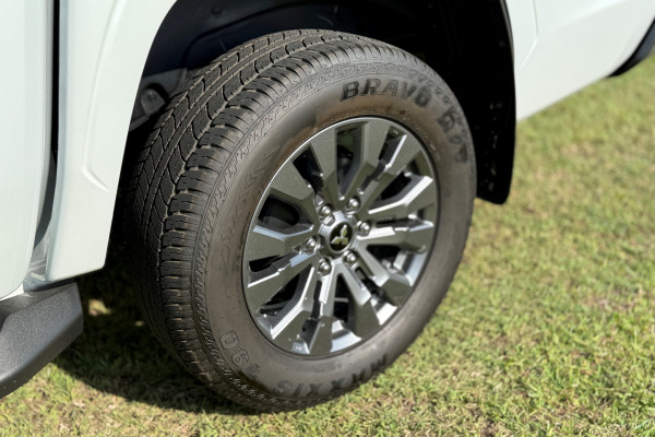 2025 Mitsubishi Triton MV GLS Ute Image 4
