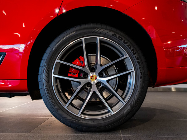 2024 Porsche Macan 95B S SUV image 10