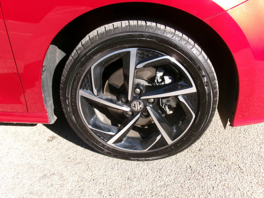 2025 MG MG5 AP32 Essence Sedan Image 8
