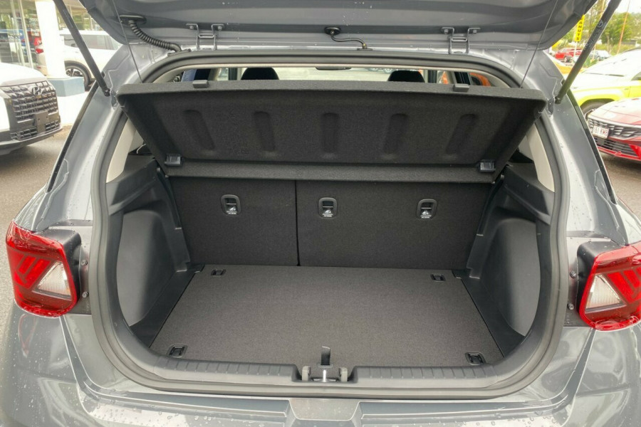 2024 Hyundai Venue QX.V5 Elite SUV Image 13