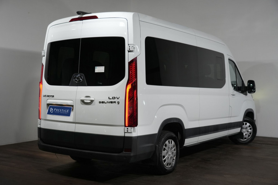 2023 LDV Deliver 9 Mid Roof LWB Bus Image 6
