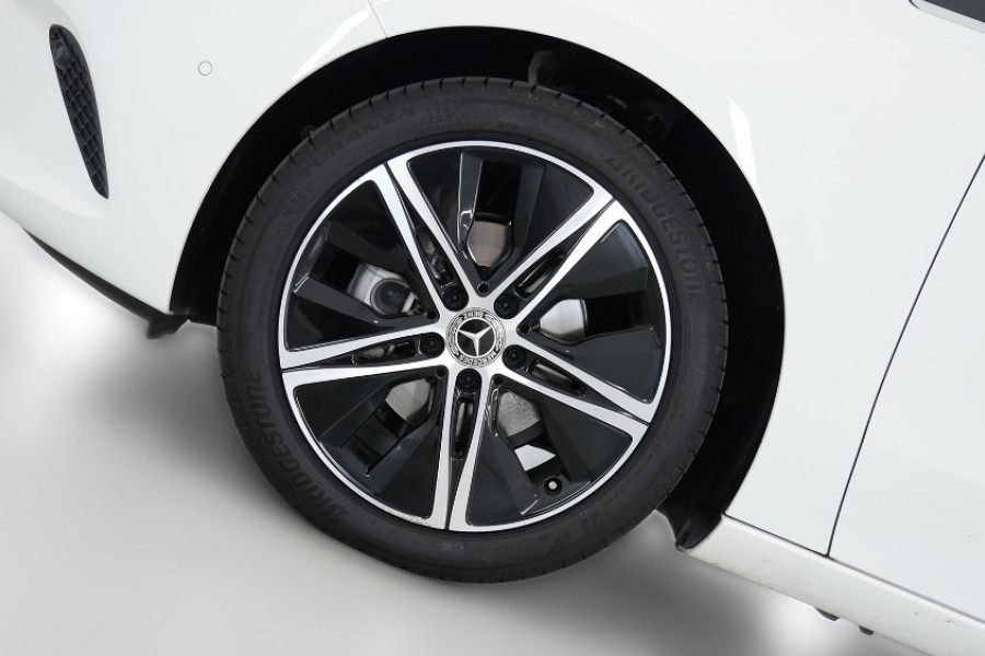 2019 Mercedes-Benz B180 W247 B180 Hatchback Image 17