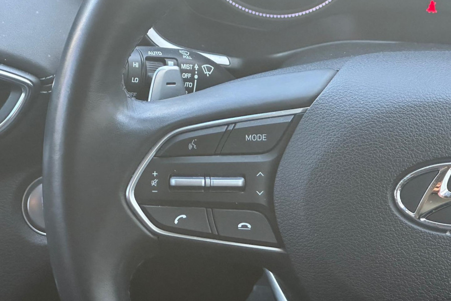 2020 Hyundai Santa Fe TM.2 Elite SUV Image 18