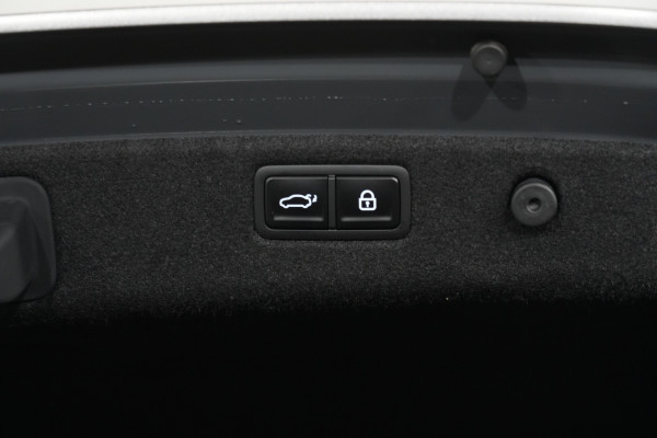 2025 Genesis G70 3.3t Sport Lux Sedan image 36