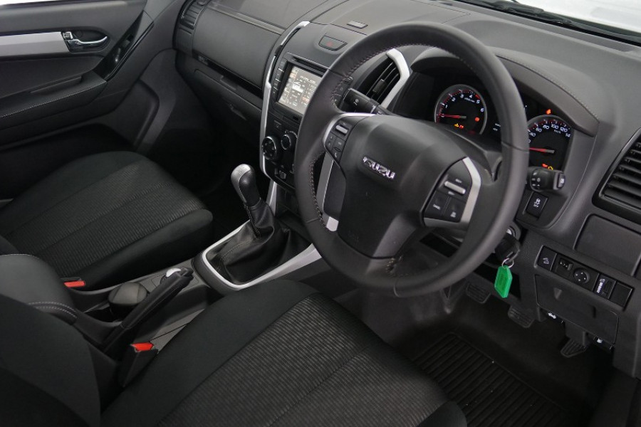 2019 Isuzu UTE D-MAX LS-M Crew Cab Ute 4x4 Utility Image 5