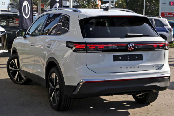 2026 Volkswagen Tiguan CT 150TSI eHybrid Elegance SUV Image 4