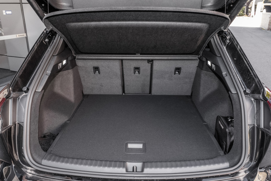 2024 Audi Q4 e-tron F4 55 SUV
