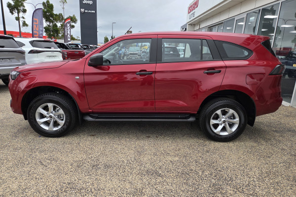 2026 MY25.5 Isuzu MU-X RJ LS-M SUV Image 6