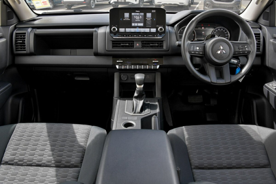2024 Mitsubishi Triton MV GLX Ute Image 7