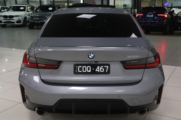 2023 BMW 3 Series G20 320i M Sport Sedan image 5