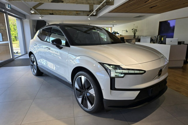 2024 Volvo EX30  Twin Motor Performance Ultra SUV