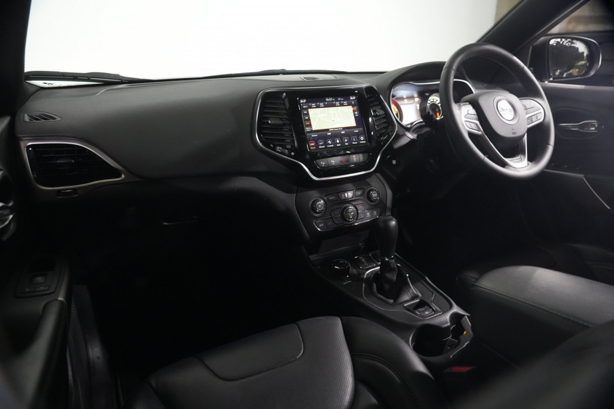 2022 Jeep Cherokee S-Limited SUV