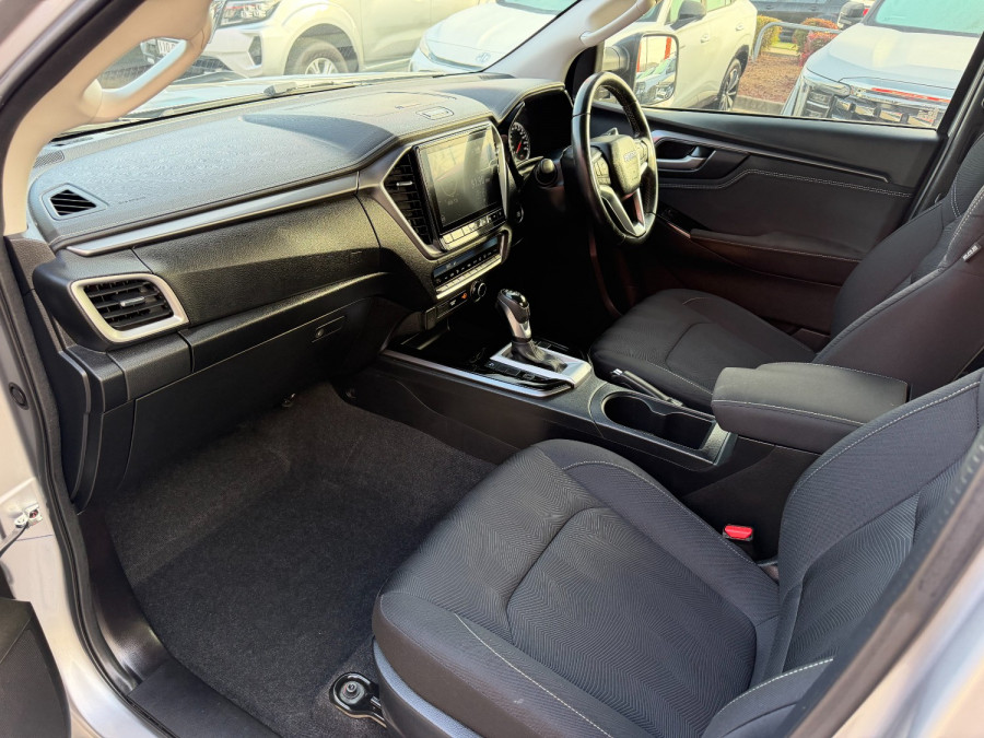 2021 MY22 Isuzu D-MAX RG LS-U Ute Image 10
