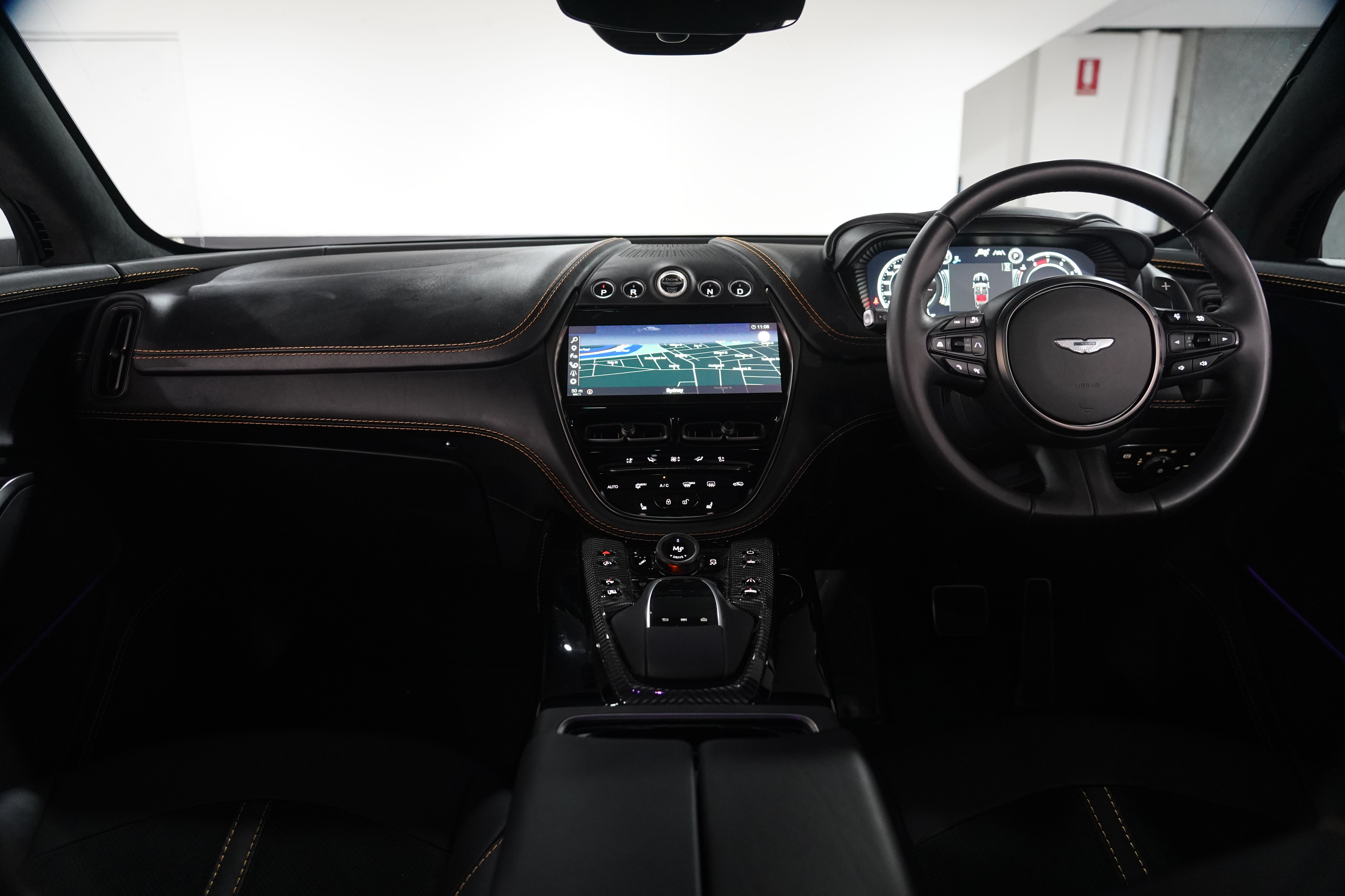 2022 Aston Martin DBX 707 SUV Image 27