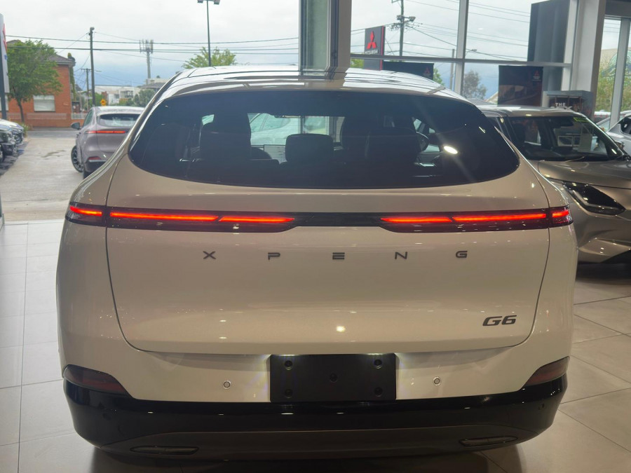 2026 XPeng G6  Long Range SUV Image 4