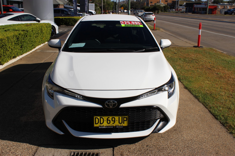 2022 Toyota Corolla MZEA12R Ascent Sport Hatch Image 3