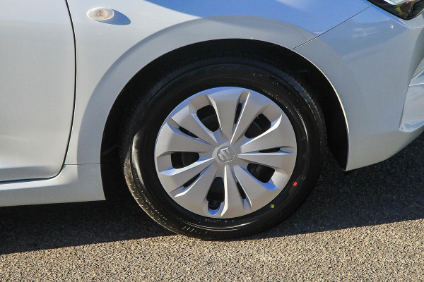 2025 Suzuki Swift UZ Hybrid Hatch Image 5