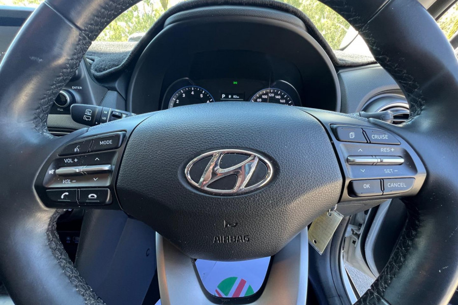 2020 Hyundai KONA OS.3 Active SUV Image 19