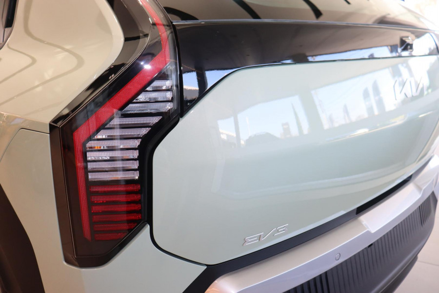 2026 MY27 Kia EV3 SV Air Long Range SUV Image 9