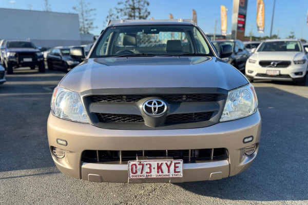 2008 Toyota HiLux TGN16R WorkMate Cab Chassis Image 3