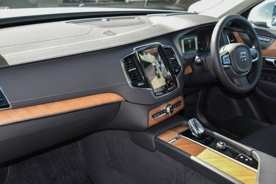 2024 MY25 Volvo XC90 L Series Ultra B5 Bright SUV Image 7