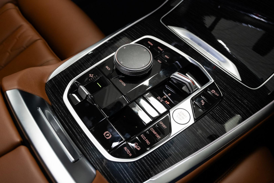 2026 BMW X7 G07 LCI xDrive40d M Sport SUV