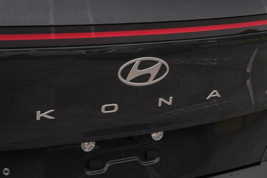 2025 Hyundai KONA SX2.V2 Premium SUV Image 8