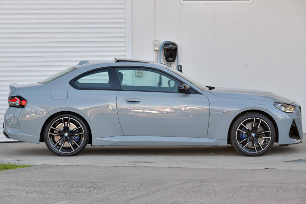 2026 BMW 2 Series G42 M240i xDrive Coupe image 3