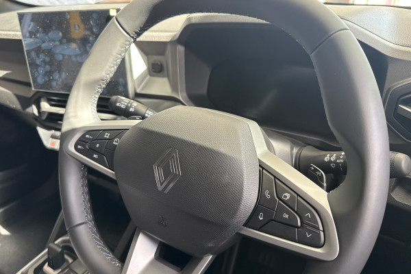 2025 Renault Duster X1311 Evolution SUV Image 21