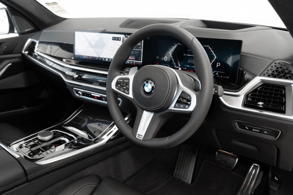 2026 BMW X7 G07 LCI xDrive40i M Sport SUV