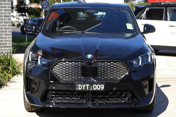 2024 BMW iX2 U10 eDrive20 M Sport SUV image 4