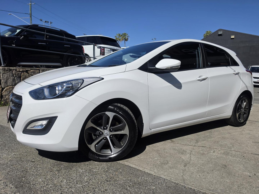 2015 MY16 Hyundai i30 GD3 Series II Active X Hatch Image 1
