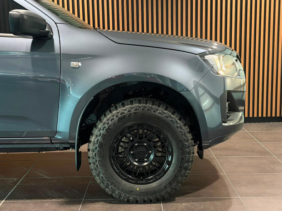 2026 MY25.5 Isuzu D-MAX RG SX Cab Chassis Image 5