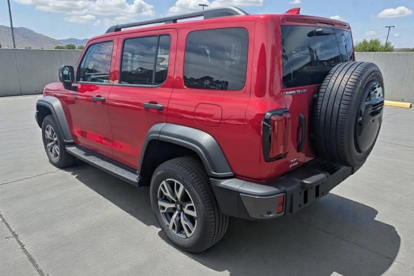 2025 GWM Tank 300 P01 Ultra SUV Image 5
