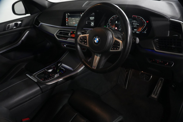 2022 BMW X5 xDrive30d SUV Image 8