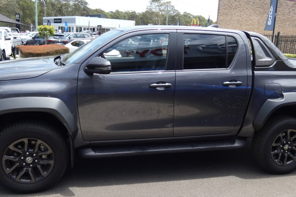 2024 Toyota HiLux GUN126R ROGUE 48V 4X4 Ute Image 4