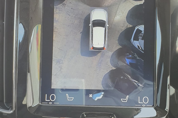 2020 Volvo XC60 UZ D4 Inscription Suv Image 4