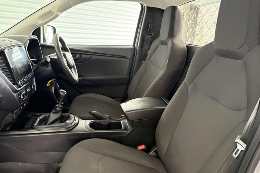 2021 MY22 Isuzu D-MAX RG SX High Ride Cab Chassis Image 10