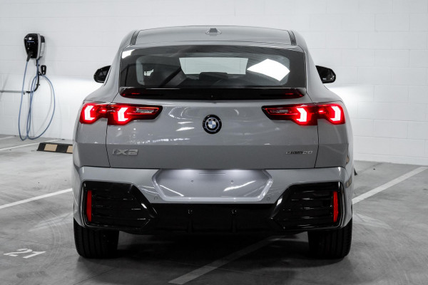 2024 BMW iX2 U10 eDrive20 M Sport SUV image 5