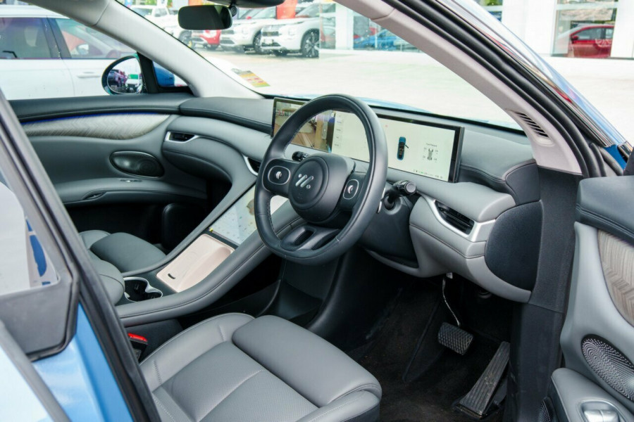 2025 MG IM6 S12L Premium SUV Image 17