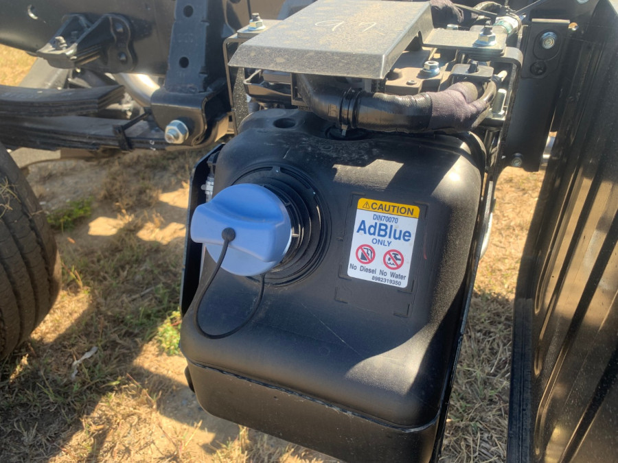 2026 Isuzu NPR Cab Chassis Image 18