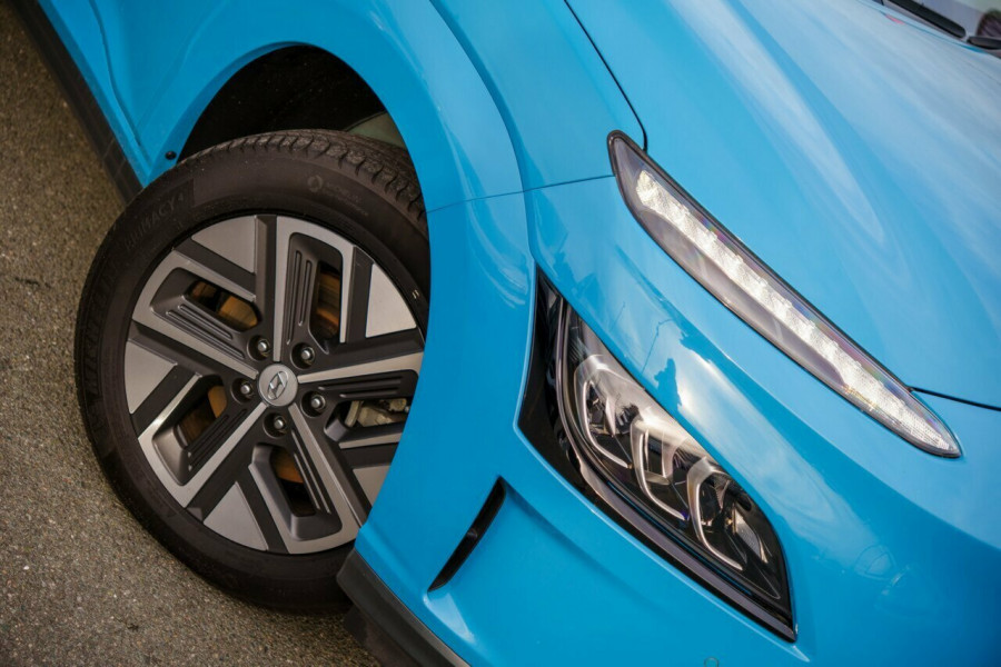 2021 MY22 Hyundai KONA OS.V4 Electric Highlander SUV Image 6