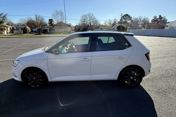 2021 Skoda Fabia NJ Run-Out Edition Hatch Image 6