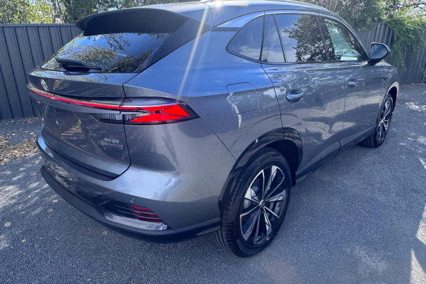 2025 MG HS AS33H Essence Hybrid+ SUV Image 6